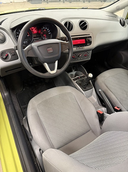 Seat Ibiza 5 of 6