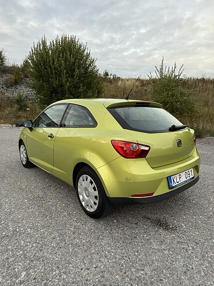 Seat Ibiza 4 of 6