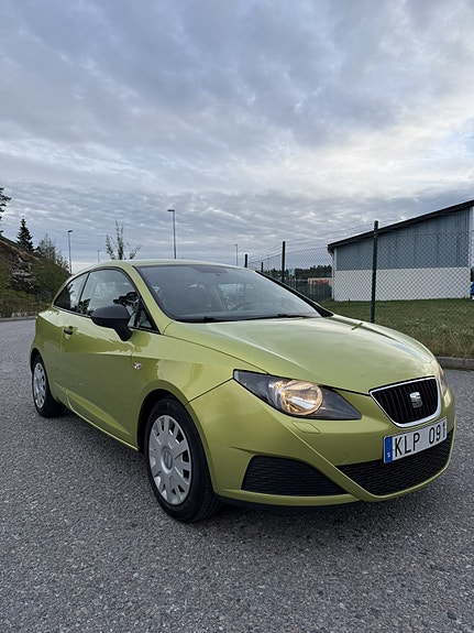 Seat Ibiza 2 of 6