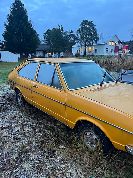 Volkswagen Passat 2 of 10