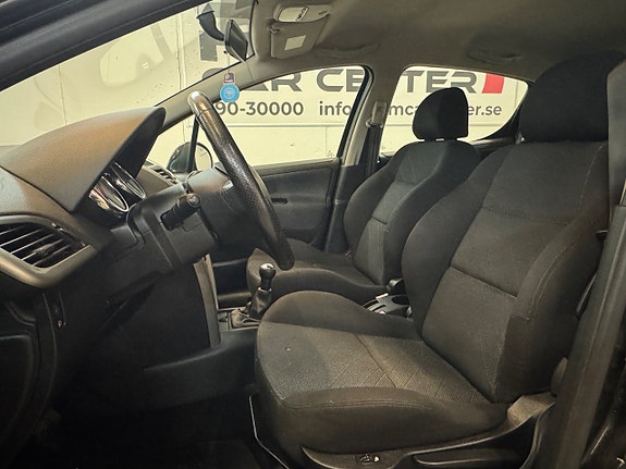 Peugeot 207 13 of 19
