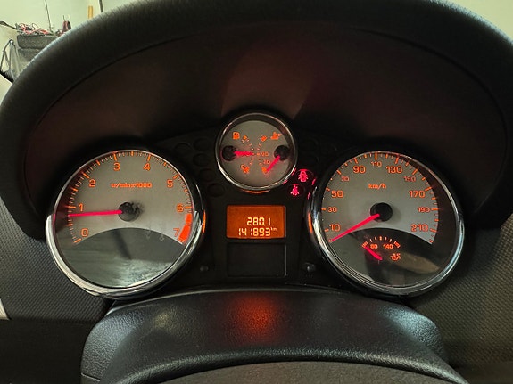 Peugeot 207 10 of 19