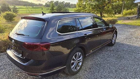 Volkswagen Passat 5 of 25