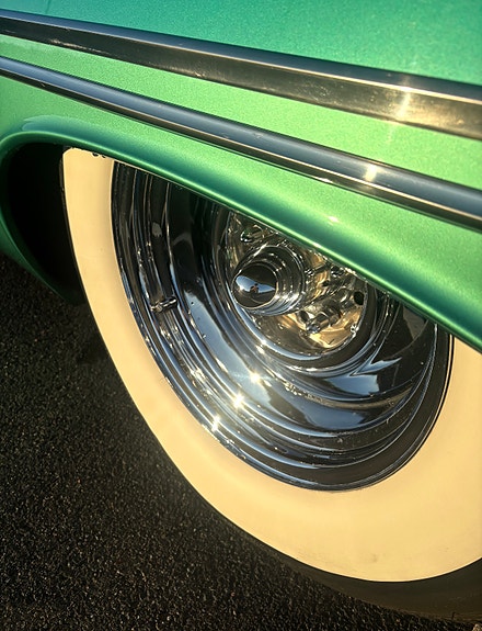 Oldsmobile 88 9 of 13