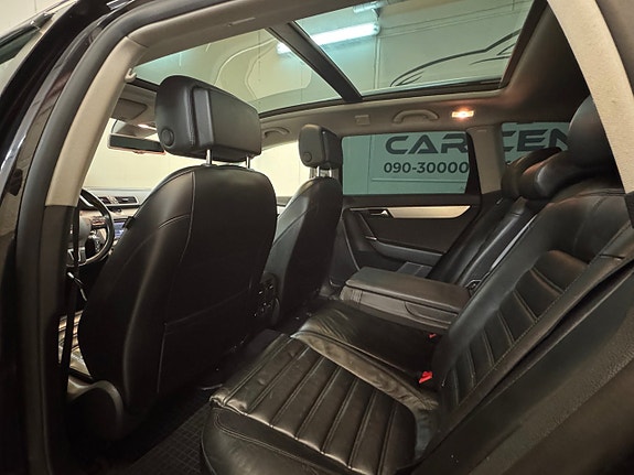 Volkswagen Passat Alltrack 20 of 29
