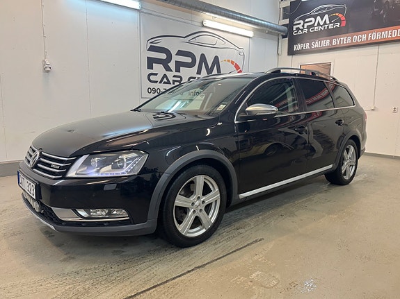 Volkswagen Passat Alltrack 3 of 29