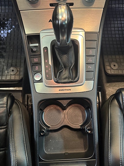 Volkswagen Passat Alltrack 22 of 29
