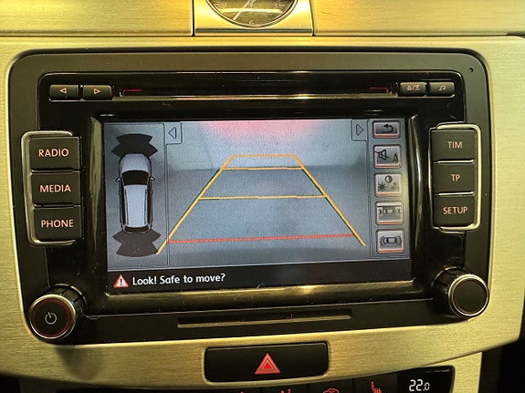 Volkswagen Passat Alltrack 10 of 29