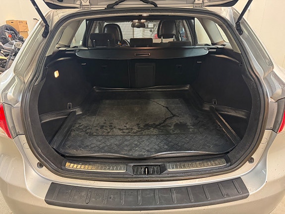 Toyota Avensis 24 of 24