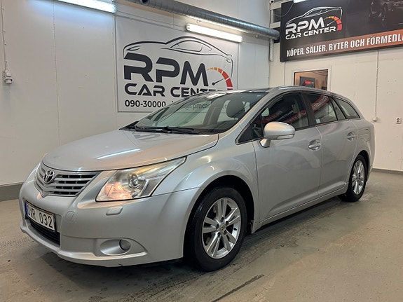 Toyota Avensis 3 of 24