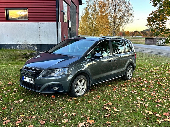 Seat Alhambra 2 of 11