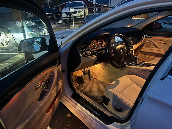 BMW 520d 14 of 30