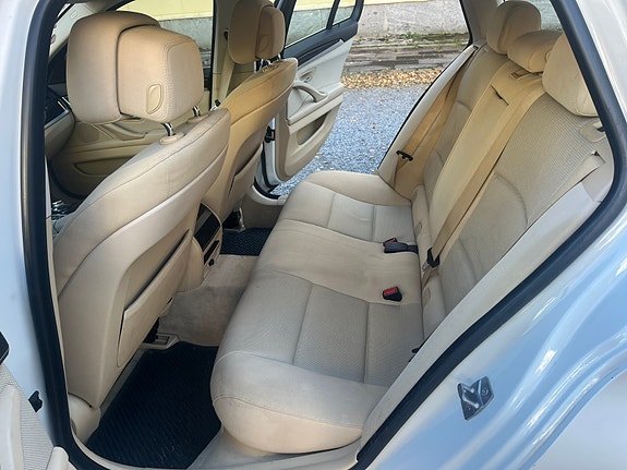 BMW 520d 23 of 30
