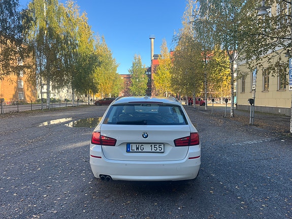 BMW 520d 5 of 30