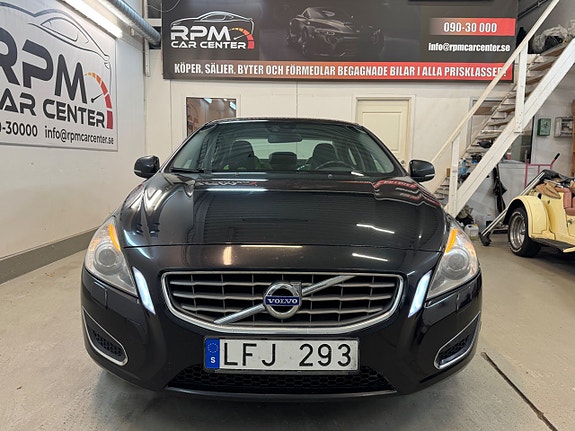 Volvo S60 4 of 24