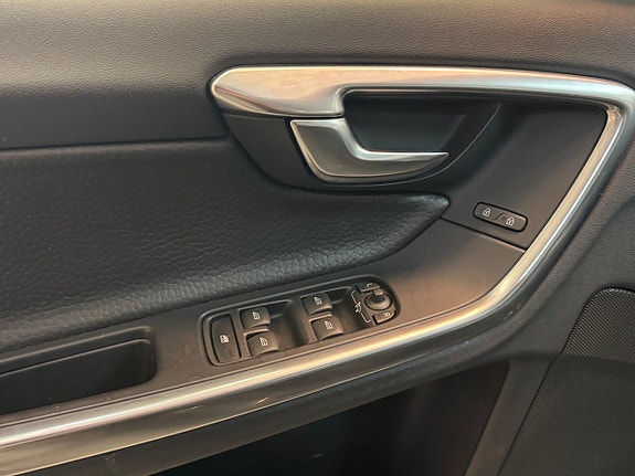 Volvo S60 20 of 24