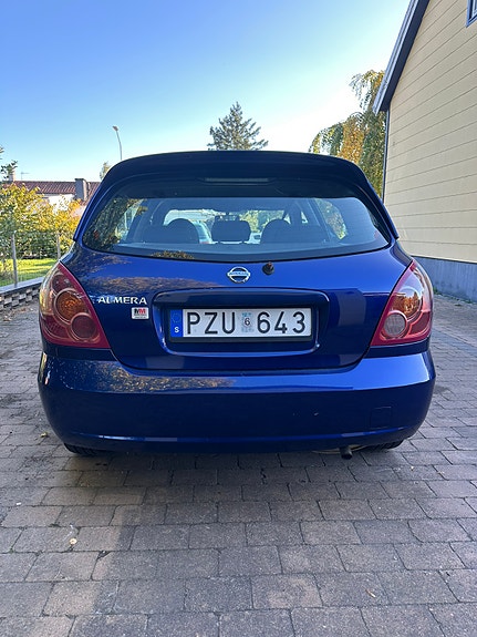 Nissan Almera 5 of 8