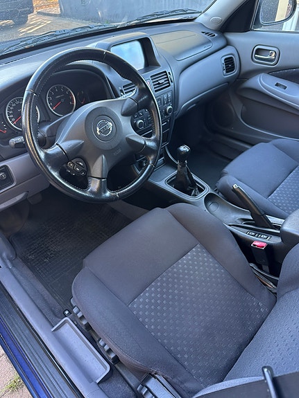 Nissan Almera 7 of 8