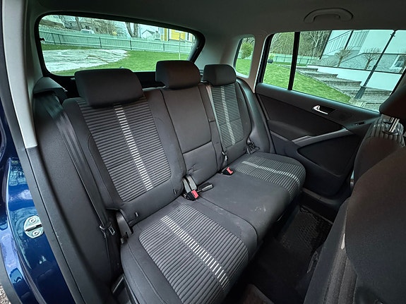 Volkswagen Tiguan 16 of 19