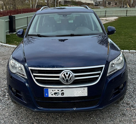 Volkswagen Tiguan 2 of 19