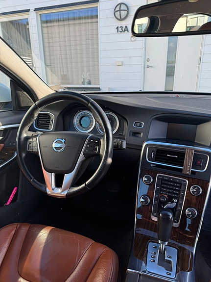 Volvo S60 6 of 10