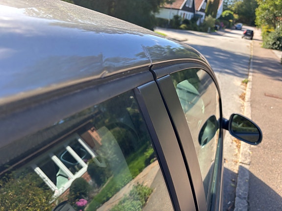 Volkswagen Golf V 8 of 8