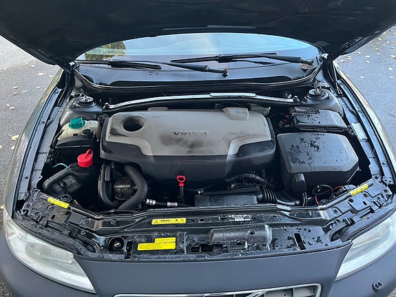 Volvo XC70 9 of 9