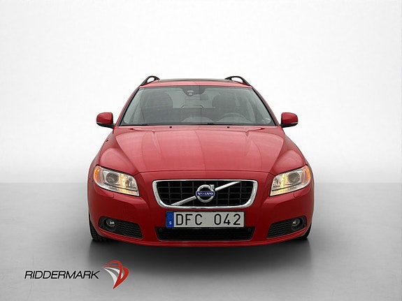 Volvo V70 2 of 28