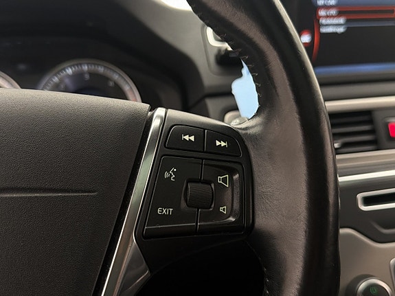Volvo V70 18 of 28
