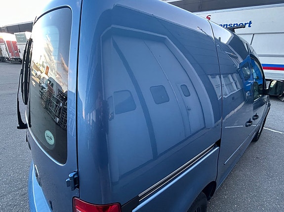 Volkswagen Caddy 3 of 10