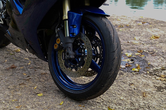 Yamaha YZF-R1 3 of 9