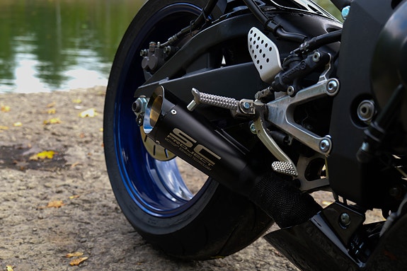 Yamaha YZF-R1 5 of 9