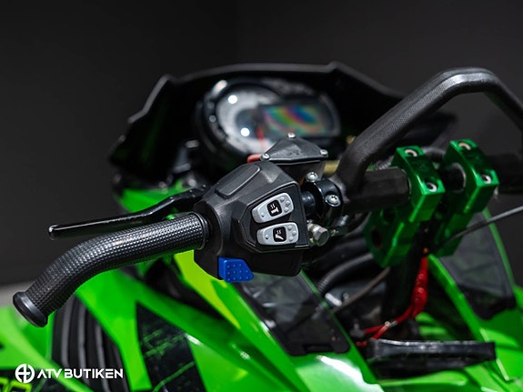 Arctic Cat M8000 Hardcore 12 of 12