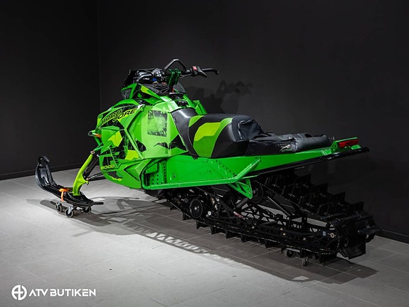 Arctic Cat M8000 Hardcore 6 of 12