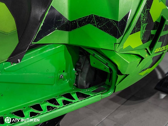 Arctic Cat M8000 Hardcore 10 of 12