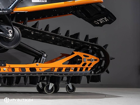 Arctic Cat M8000 4 of 12