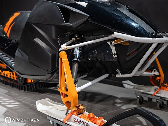 Arctic Cat M8000 7 of 12