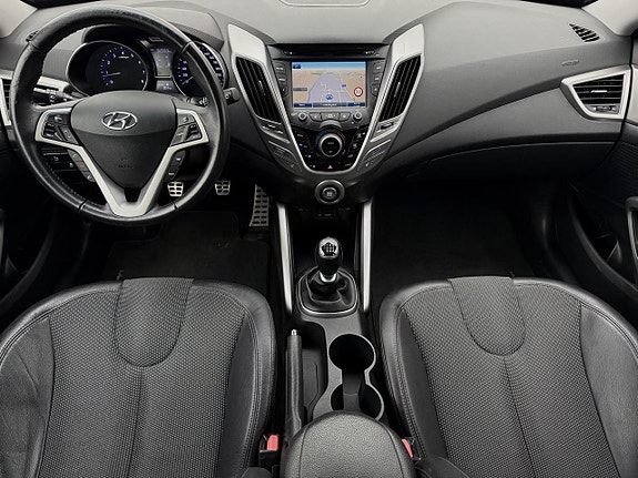Hyundai Veloster 10 of 21