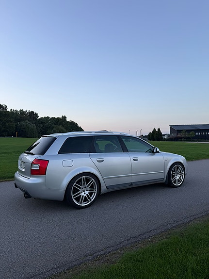 Audi S4 4 of 12