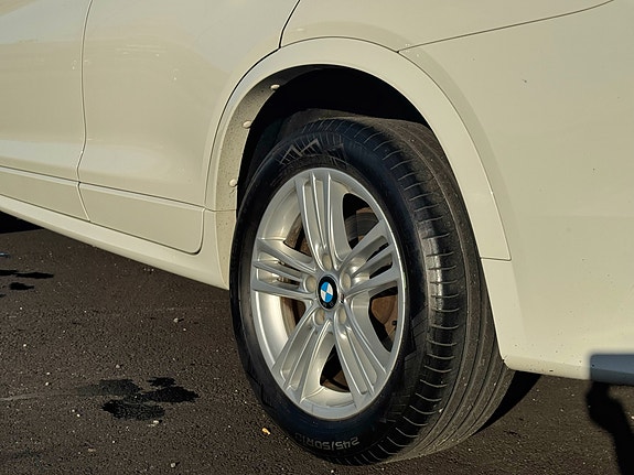 BMW X4 20 of 28