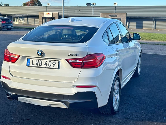 BMW X4 4 of 28