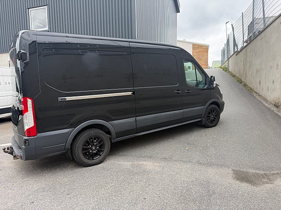 Ford Transit 3 of 3