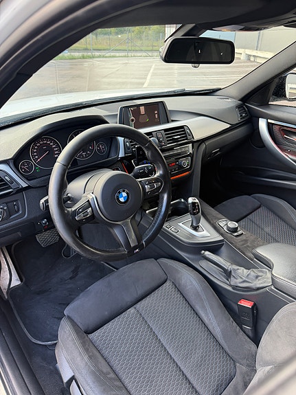 BMW 320d 12 of 24