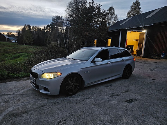 BMW 530d 4 of 8