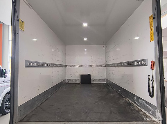 Mercedes-Benz Sprinter 316 7 of 14
