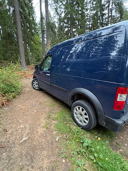 Ford Transit Connect 4 of 6