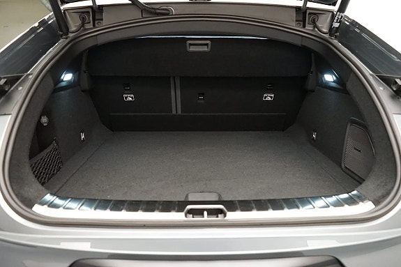 Polestar 4 8 of 21