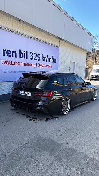 BMW 330e 3 of 6