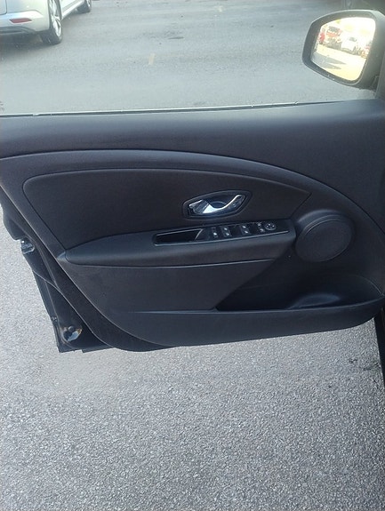 Renault Megane 6 of 8