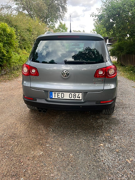 Volkswagen Tiguan 12 of 19